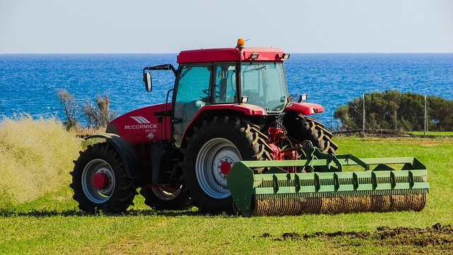 equipment financing program offered, farm credit, farmers, buying equipment, tractors
