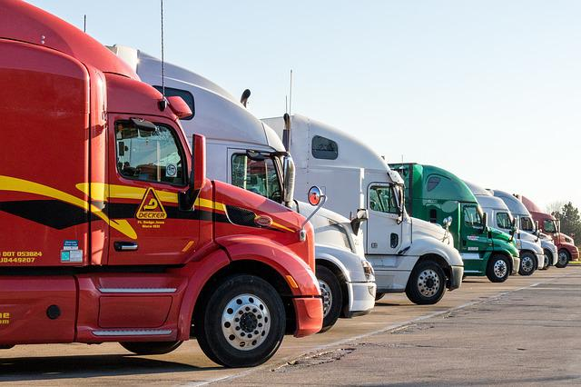 commercial truck, semi-trucks, semi-truck financing programs